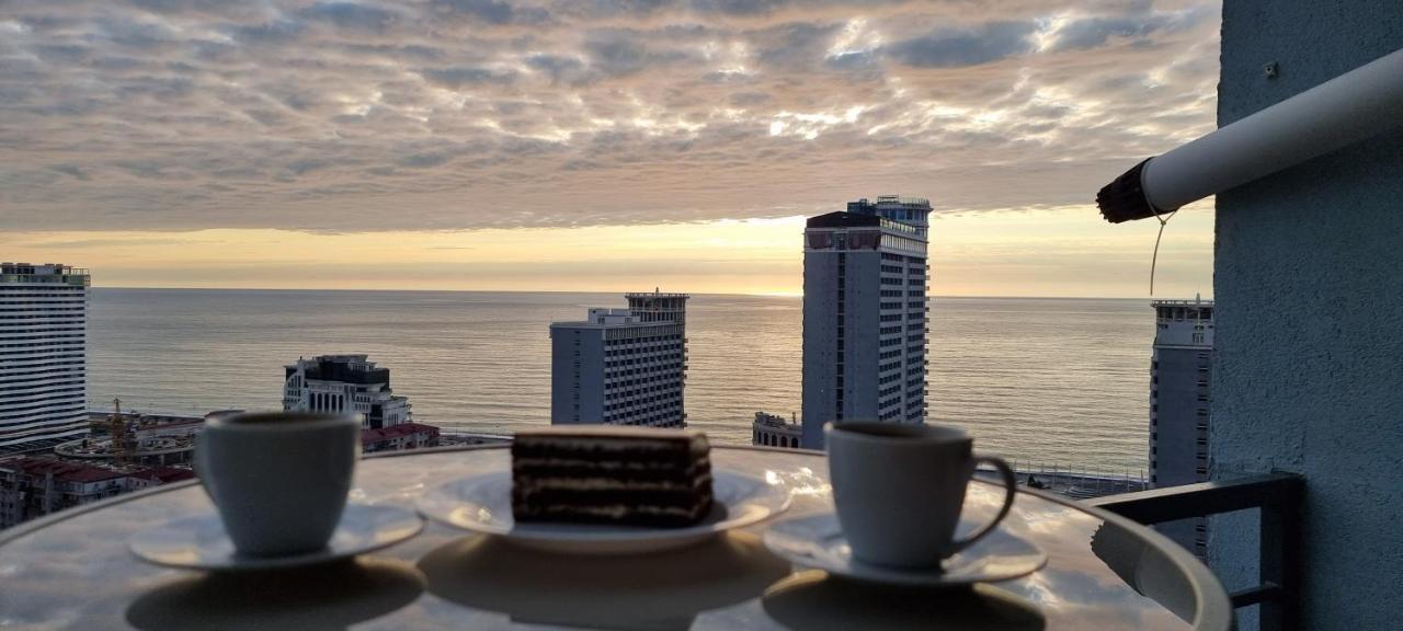 Appartamento Breeze Batumi Esterno foto