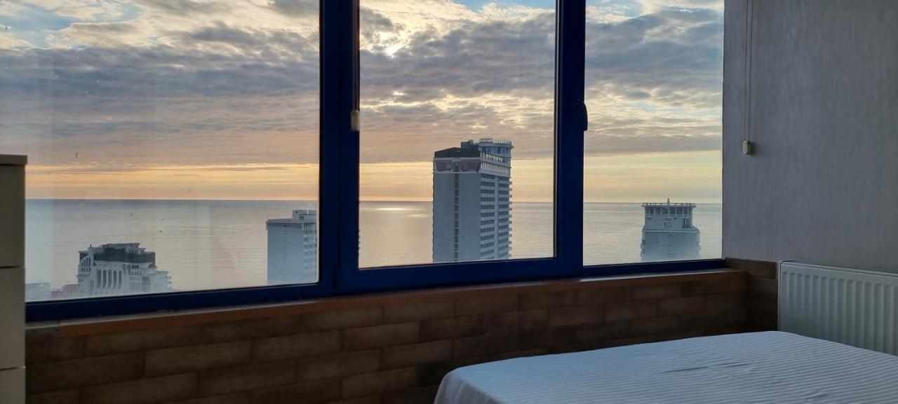 Appartamento Breeze Batumi Esterno foto