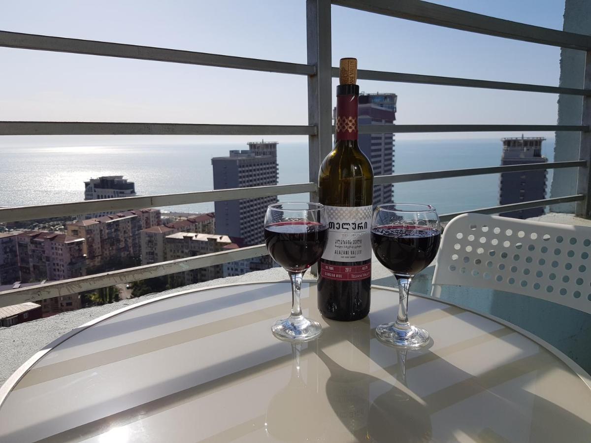Appartamento Breeze Batumi Esterno foto