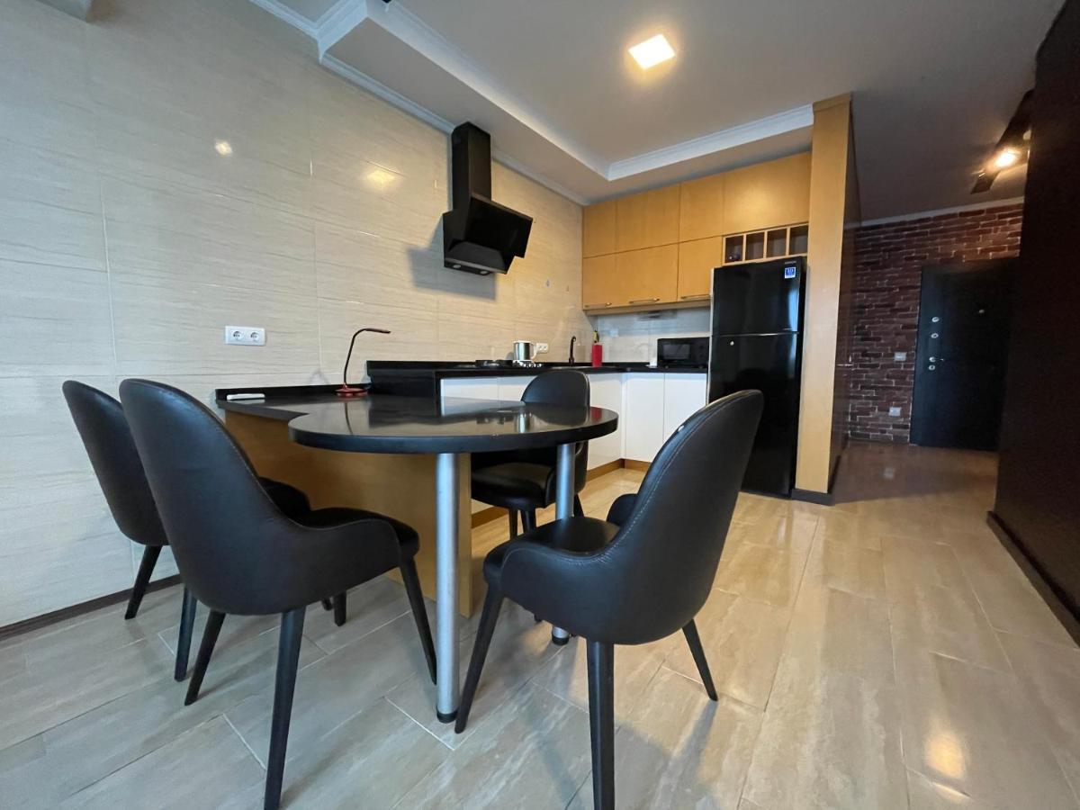 Appartamento Breeze Batumi Esterno foto