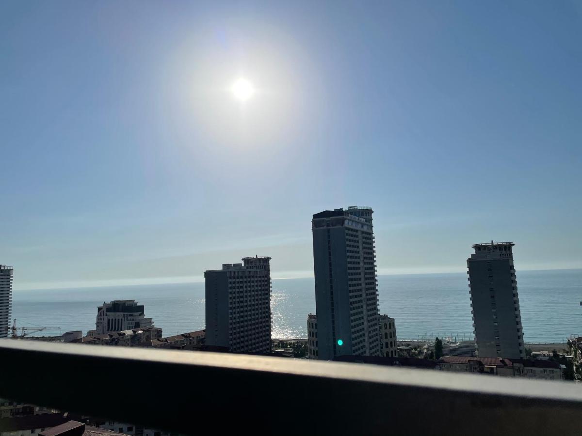 Appartamento Breeze Batumi Esterno foto